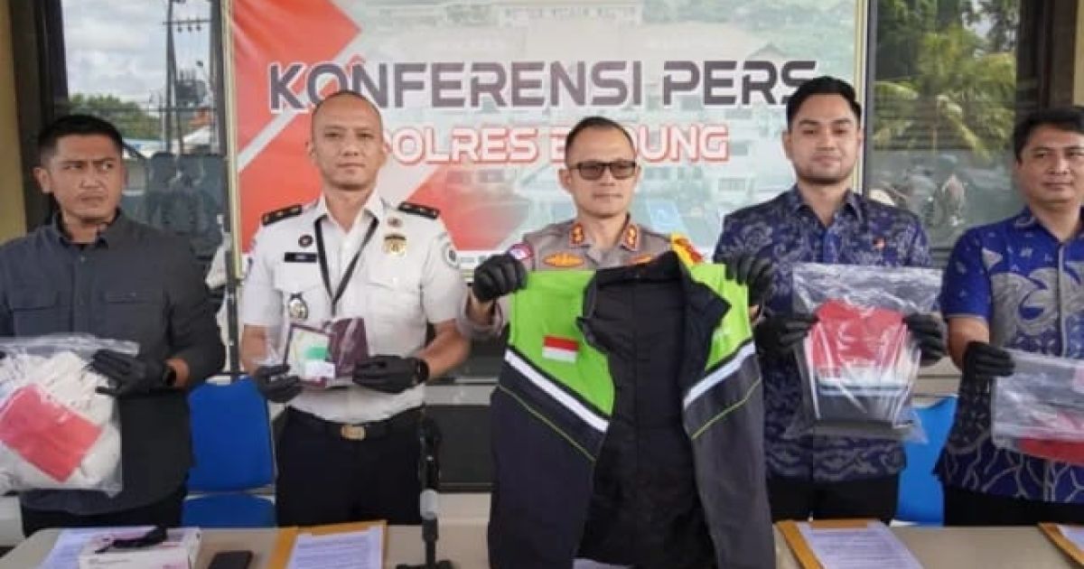 Konferensi pers Kantor Imigrasi Ngurah Rai, Bali terkait penahanan 3 WNA terduga pembuat konten asusila (Foto/X/Mangupuranews)